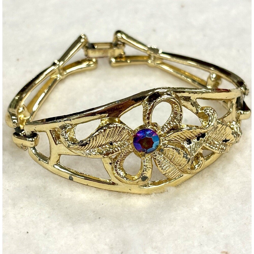 Vintage MCM Gold Tone Floral Link Bracelet Red Aurora Borealis Rhinestone 7”